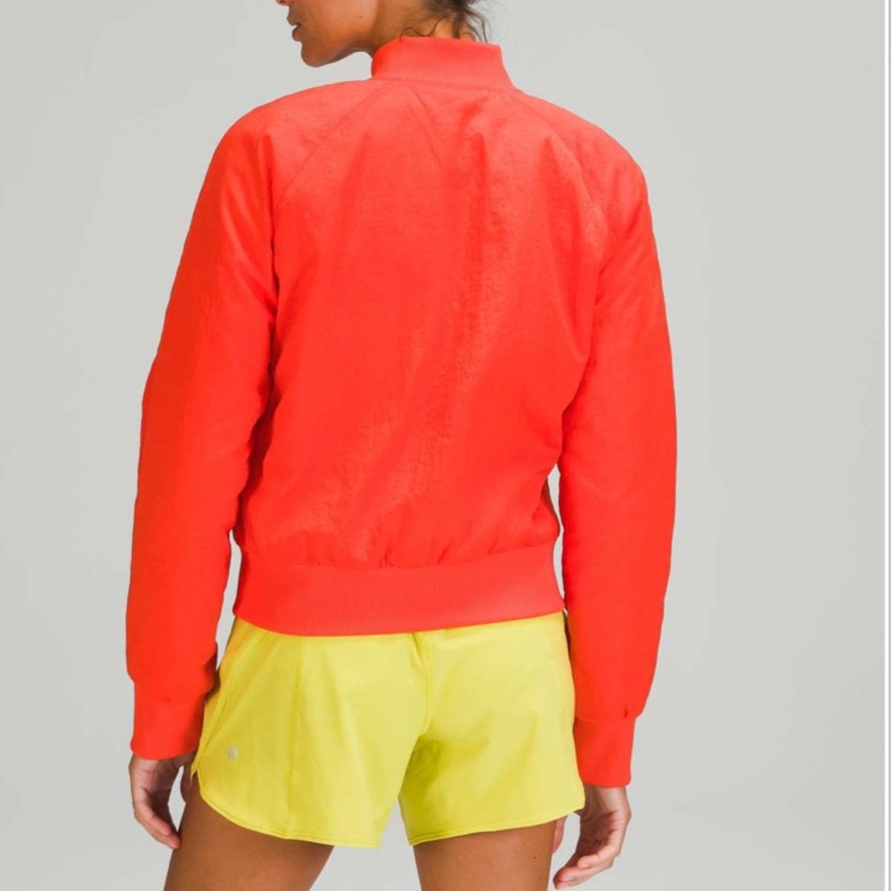 Lululemon Reversible Non-stop Bomber Jacket in Autumn Red - Picture 2 of 6